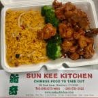 Best Orange Chicken (Lunch Special) in Waterbury, CT